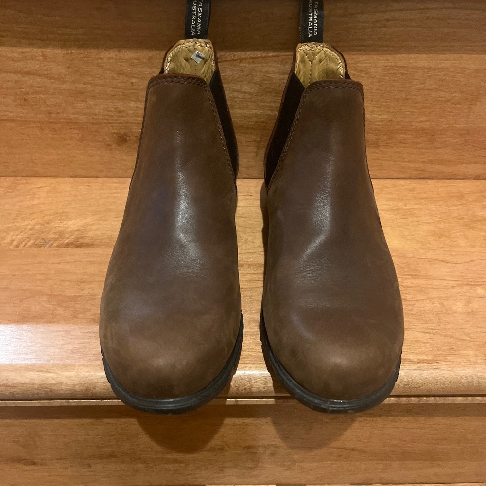 Blundstone women’s ankle boot - brown #1971 us 8.5